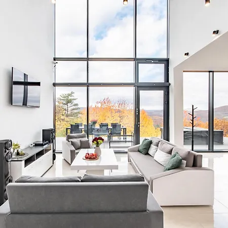 Scenic View - Sauna - Spacious *