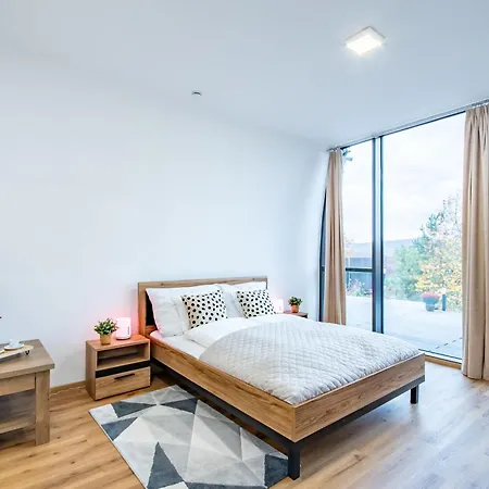 Scenic View - Sauna - Spacious Apartment