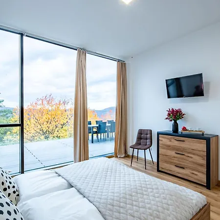 Apartment Scenic View - Sauna - Spacious Vagashuta